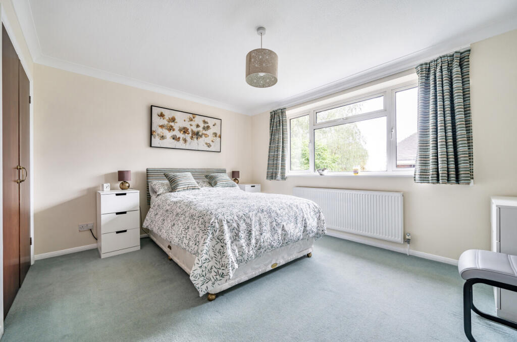 1309927-7-684c9ad...