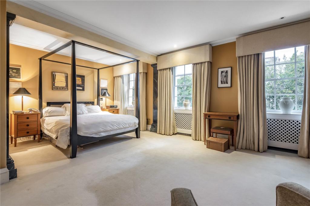 Principal Bedroom