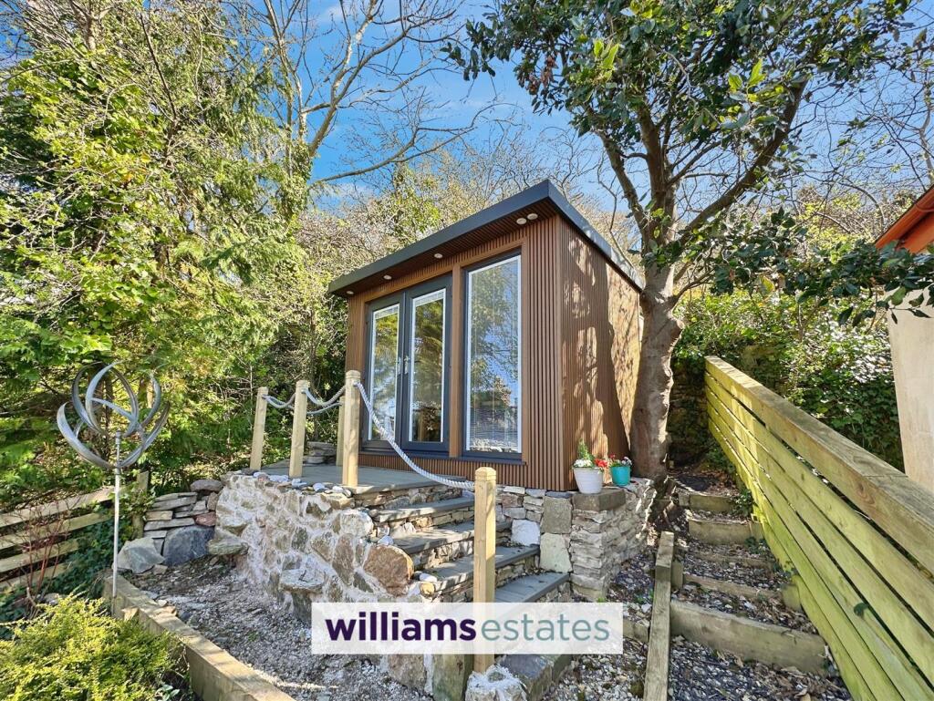 Summerhouse External