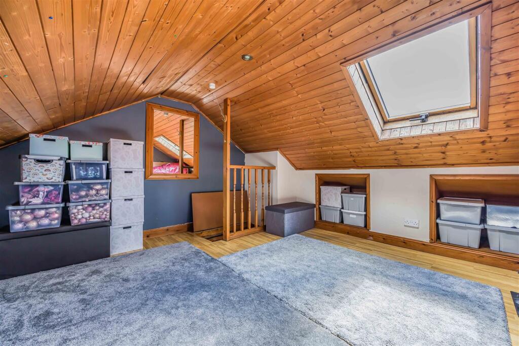 6 Seafield Road, Baffins-Small-PorticoMarketing-So