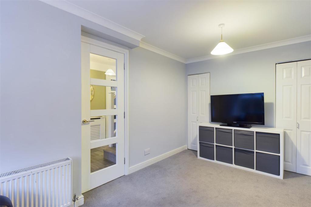 Family Room/Bedroom 5
