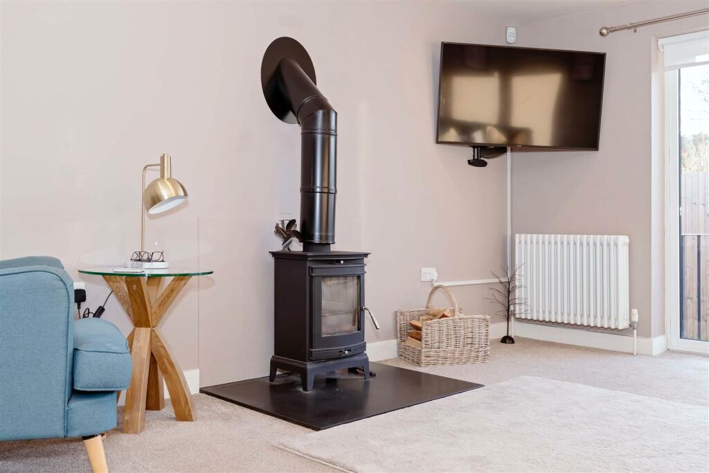 Hurston Close_17.jpg