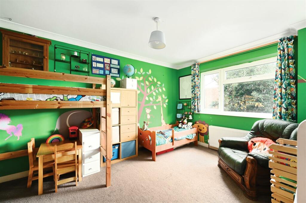 prince-charles-close-bn42 (9).jpg