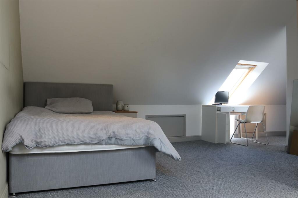 Room 6 En-suite