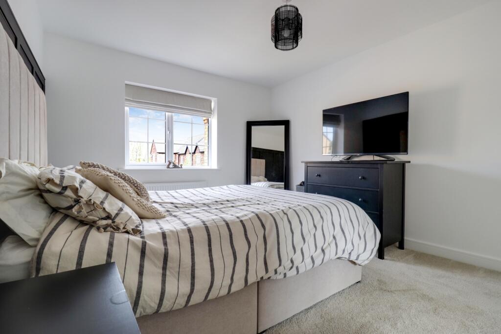 13- Rob Hammond EweMove Pontefract