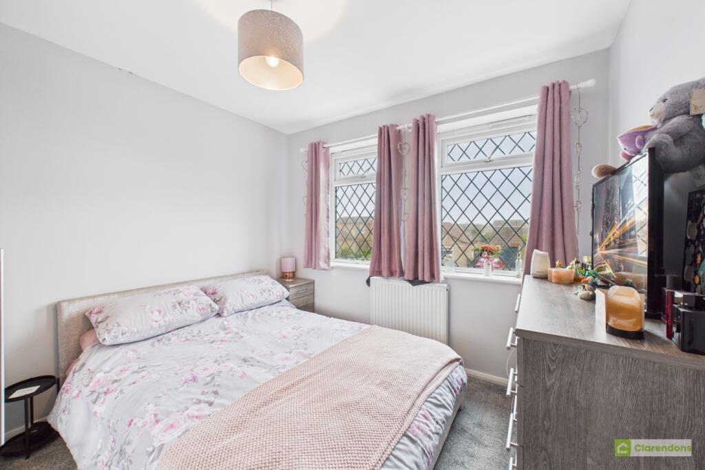 CAM02528G0-PR0421-STILL004