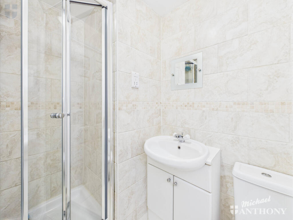 CAM03852G0-PR0378-STILL007