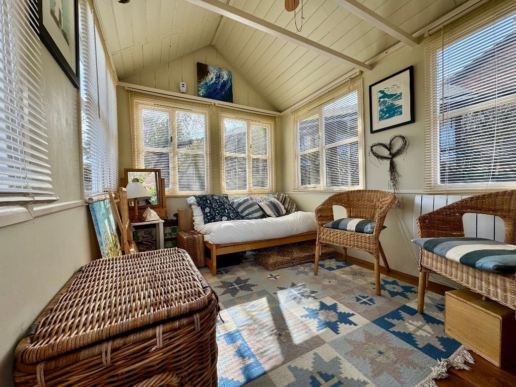 Cosy summer house, occasional bedroom