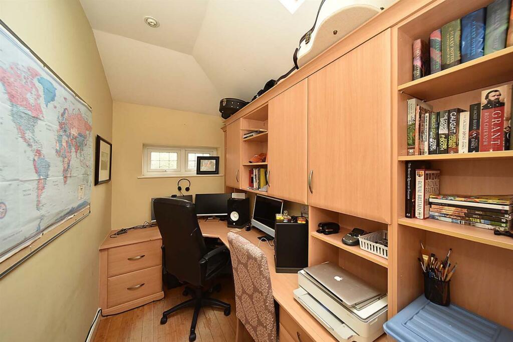 15 Fletcher Office.jpg