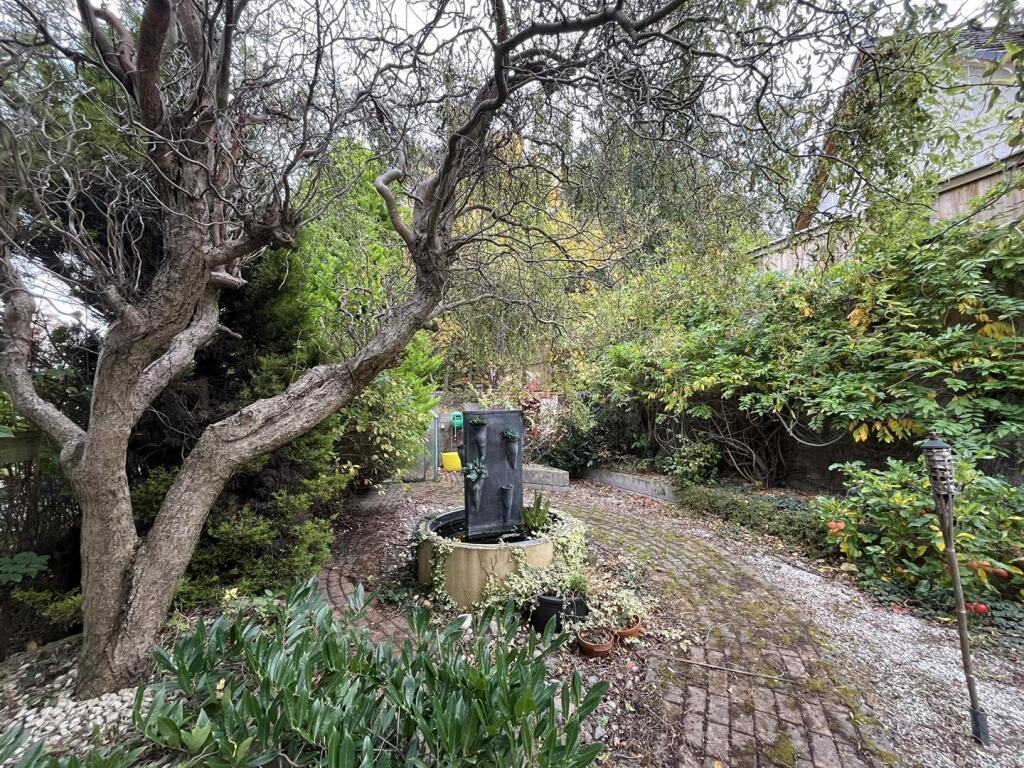 GARDEN