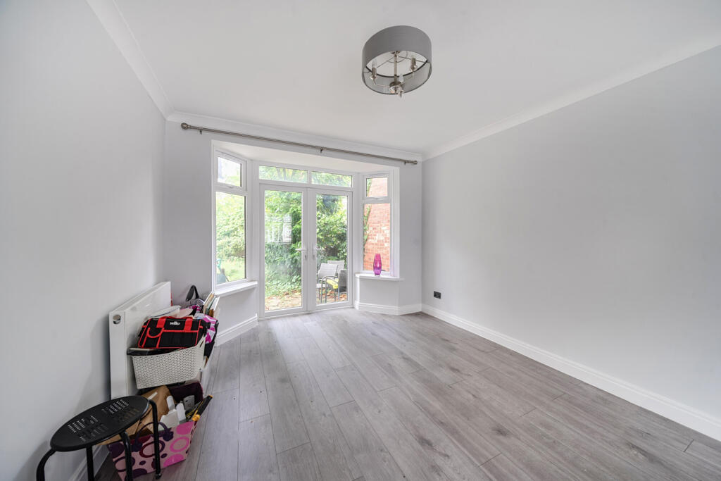 1325343-3-687642f...