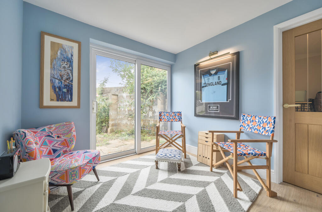 13411861168a356edda096