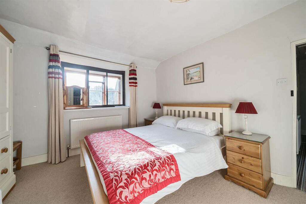 Principal bedroom