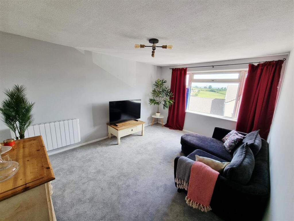 Sitting room.jpg