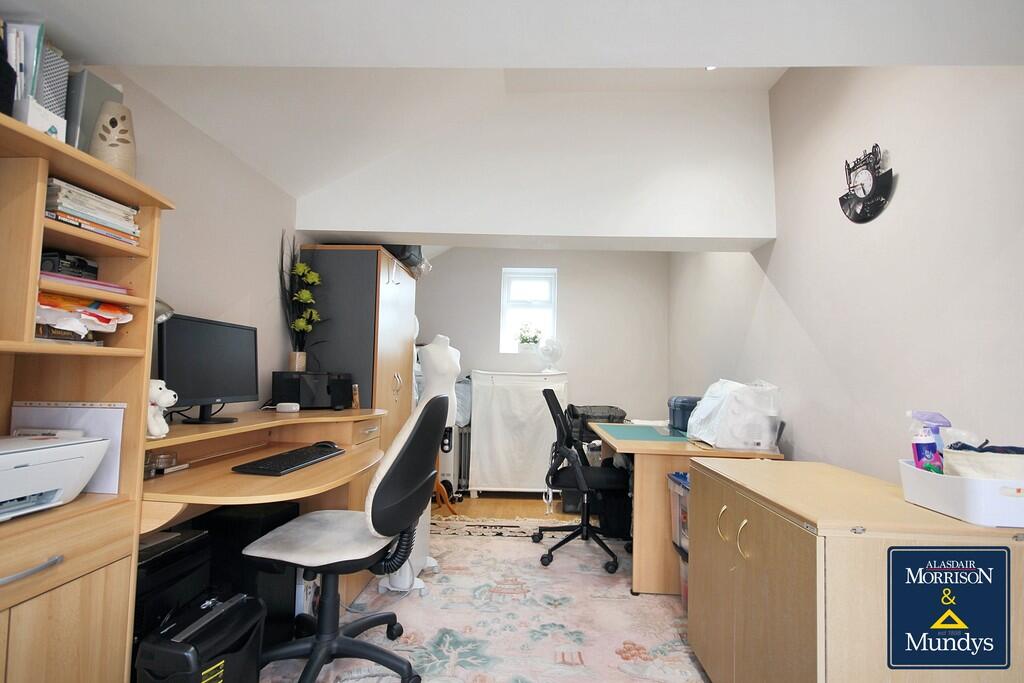 Occasional Room /...