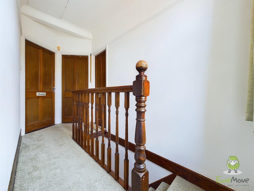 CAM01543G0-PR0090-STILL031