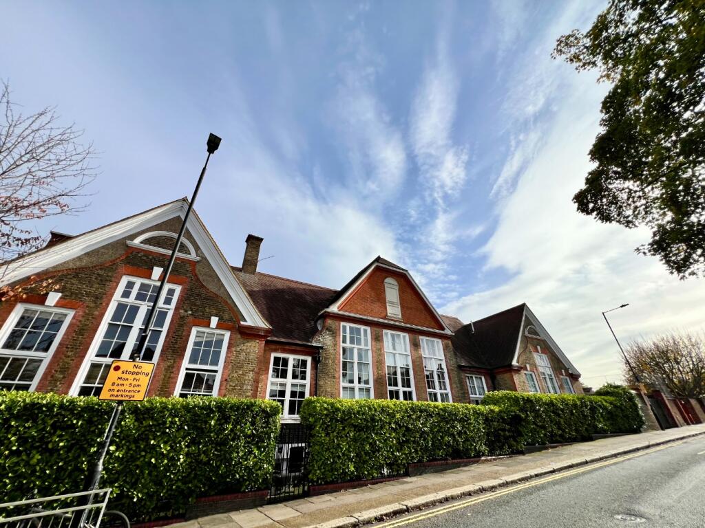 Schoolhouse Yard, Bloomfield Road, Woolwich, London, SE18 7JD