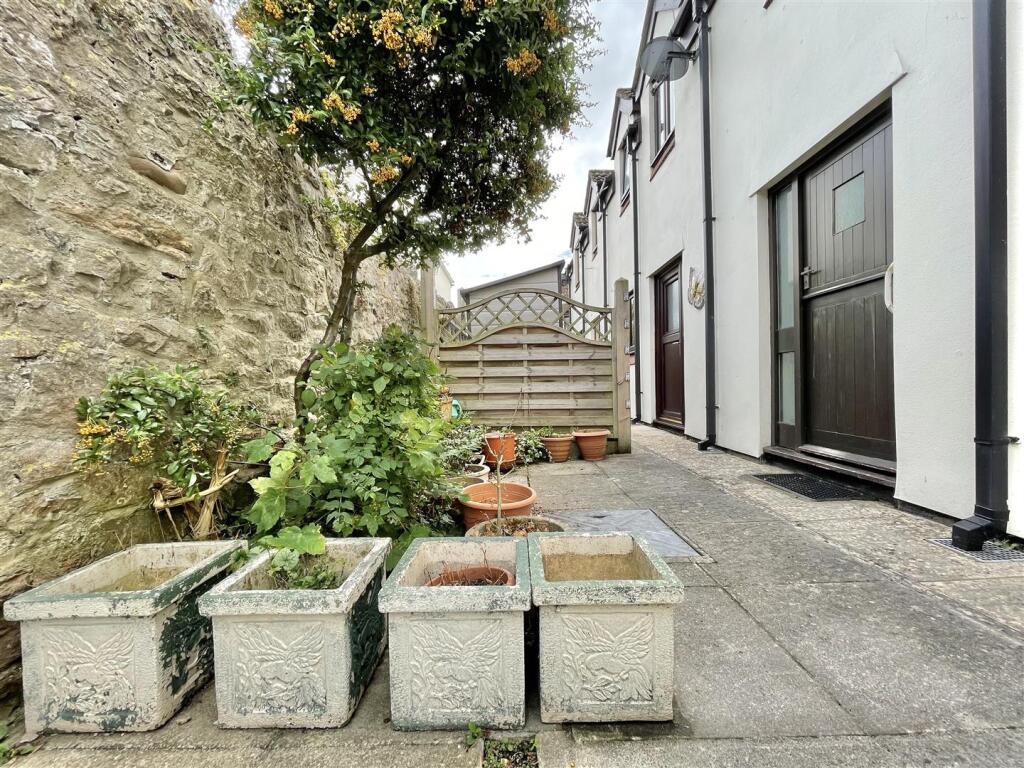 Courtyard Area