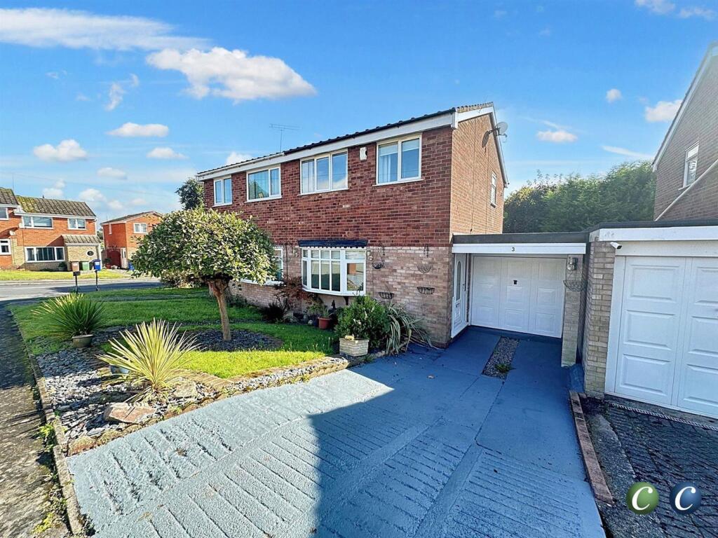 Woodthorne Close, Etchng Hill,