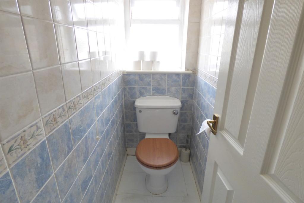 Separate WC