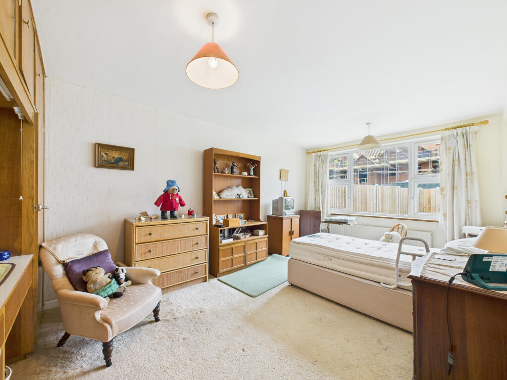 CAM02909G0-PR0388-STILL007