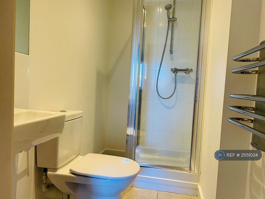Ensuite