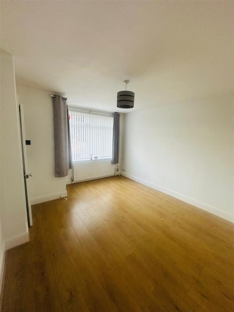 Living Room: