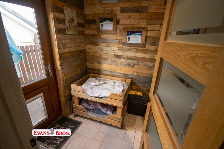 SIDE LOBBY / BOOT ROOM