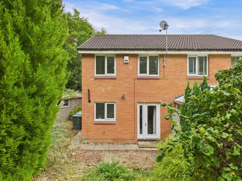 CAM04233G0-PR0031-STILL026