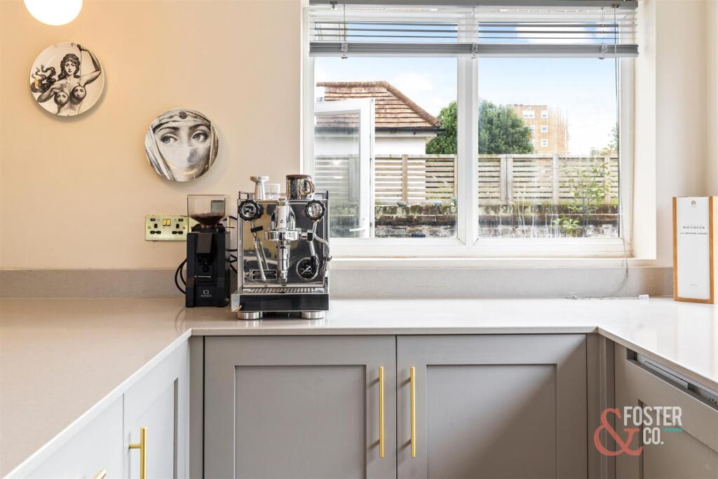 Carlisle Road, 20 Garden Flat-046.JPG