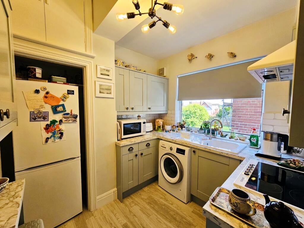 f6f07495-6c09-4911-ba67-97bb8d01a699