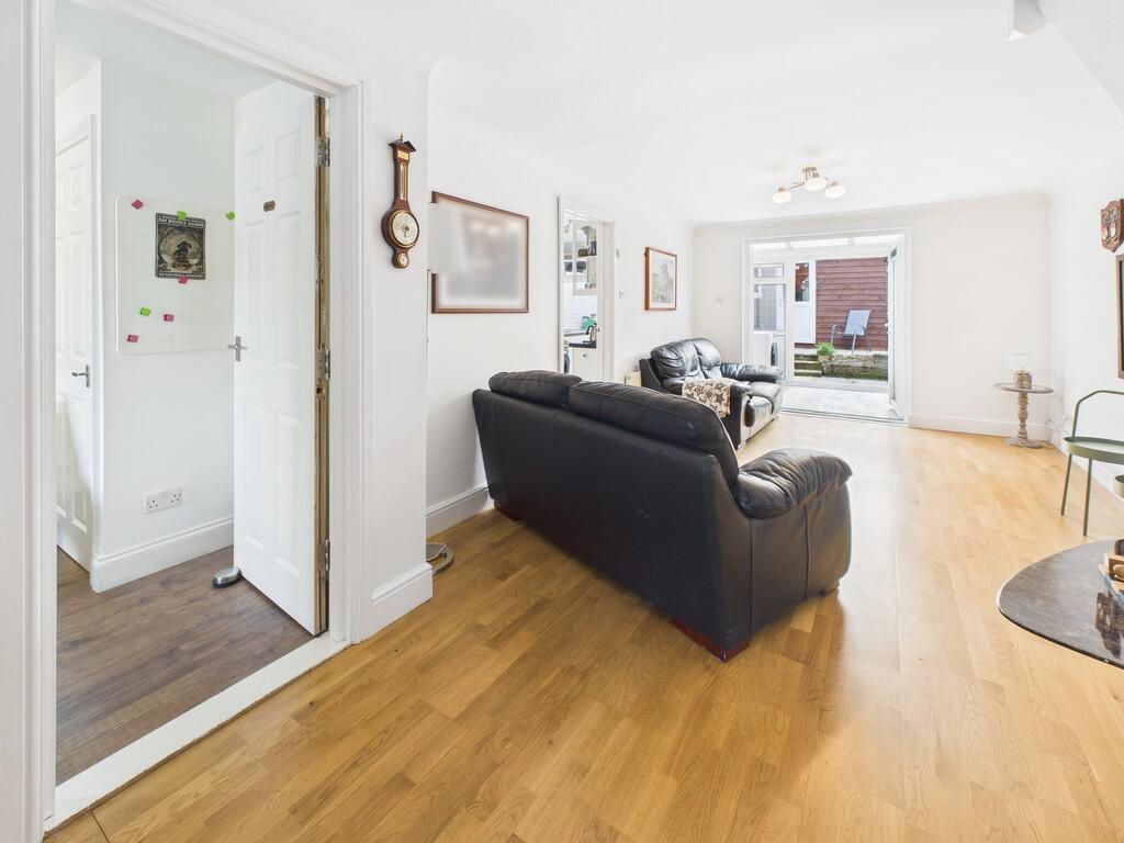 CAM05068G0-PR0056...