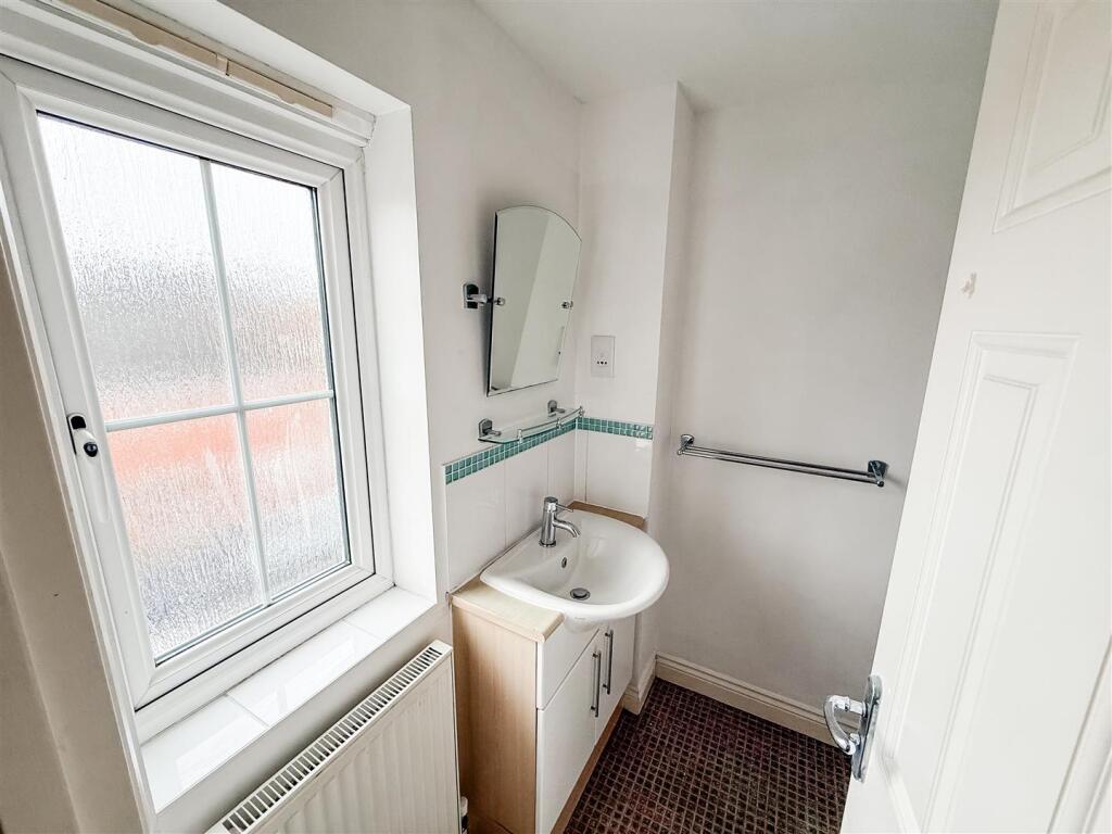 Ensuite -- Master Bedroom,