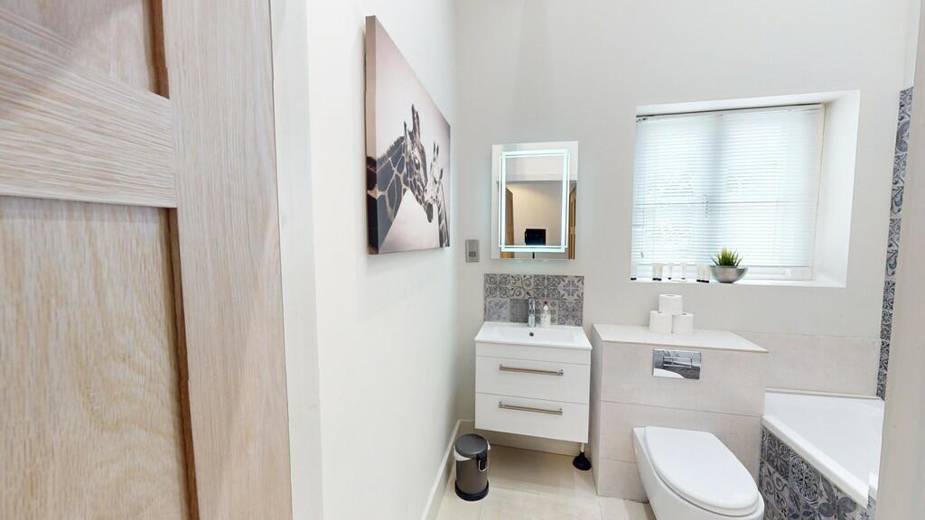 Coach-House-04242...