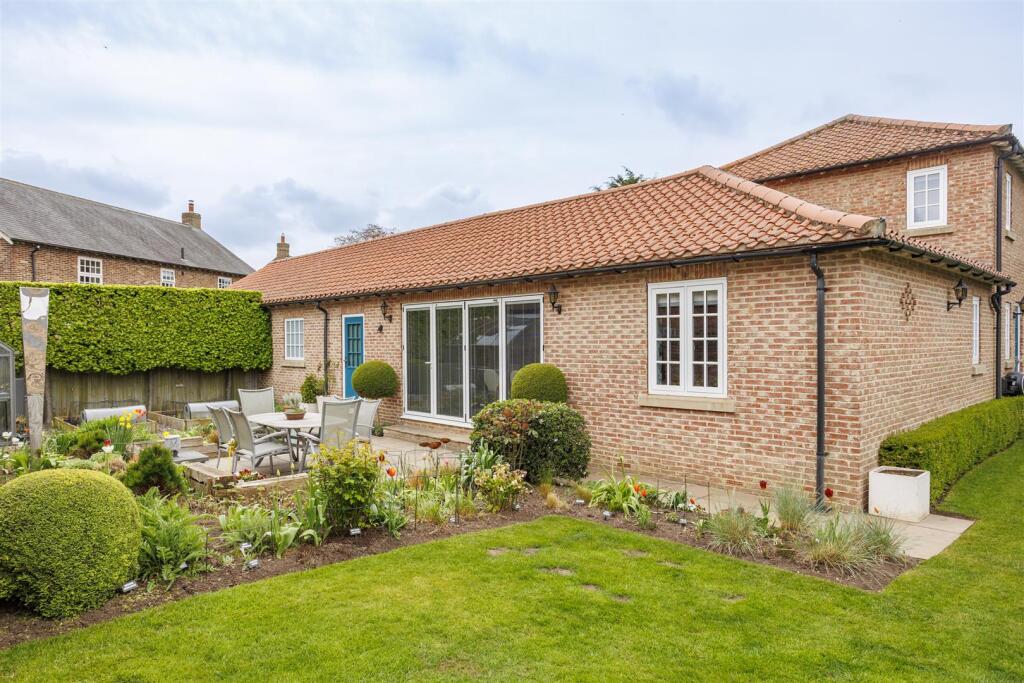 Manor_Croft__19.jpg