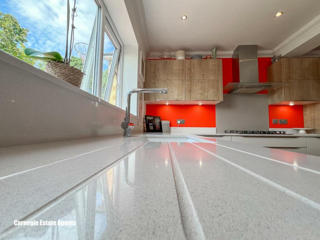 Kitchen/dining area