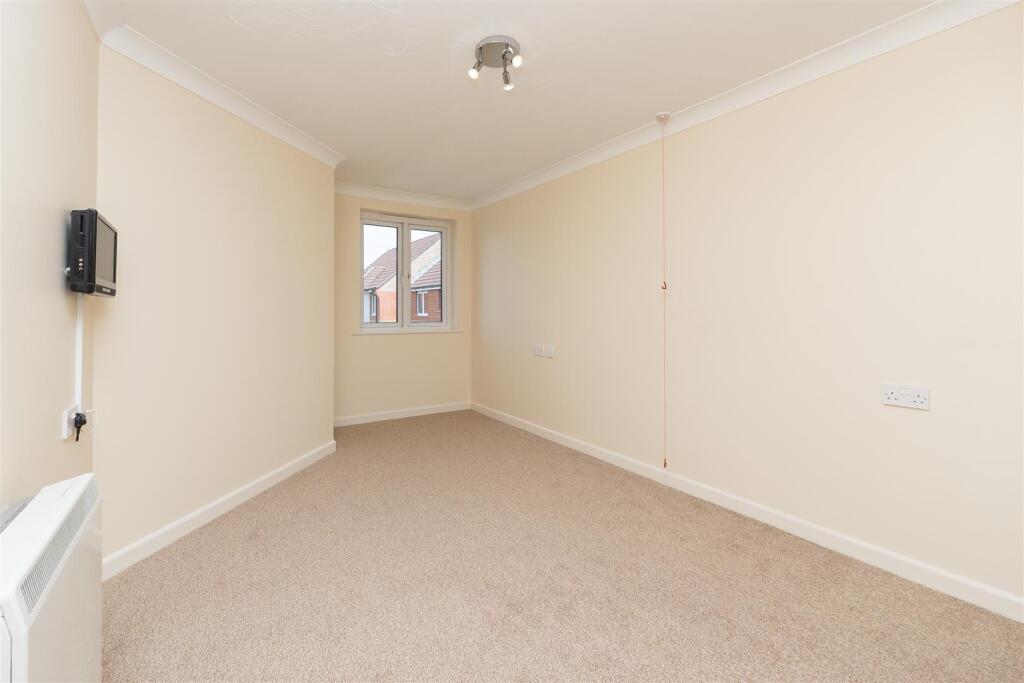 Flat-54-Park-View-Court-BS16-5HG-7.jpg