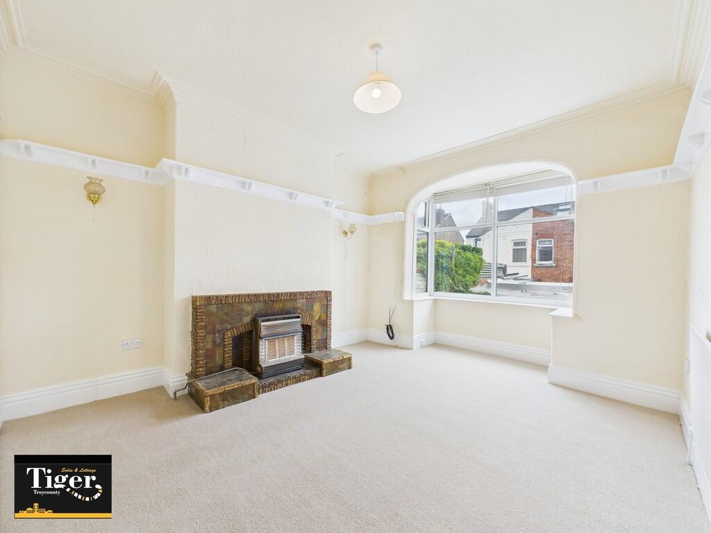 CAM03440G0-PR0332...