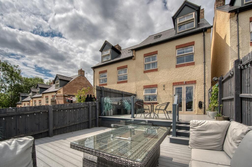 Rear of the home from seating area.jpg