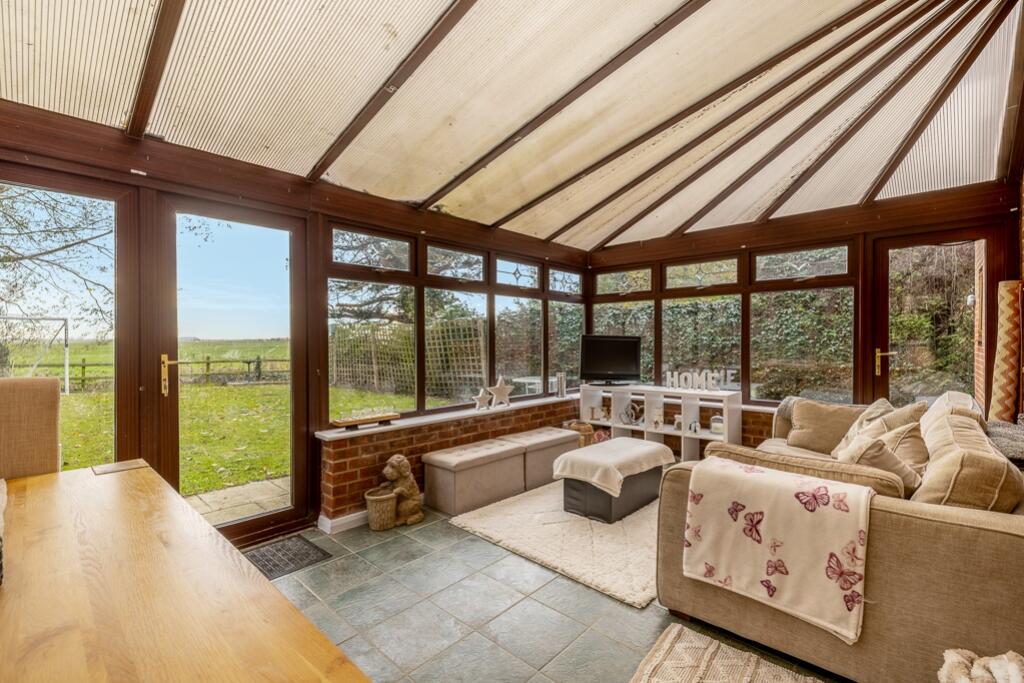 Tawny Lodge (Holbeach St Johns)-17