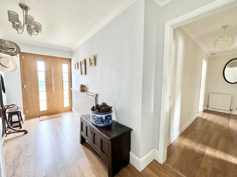 Entrance hall view 3