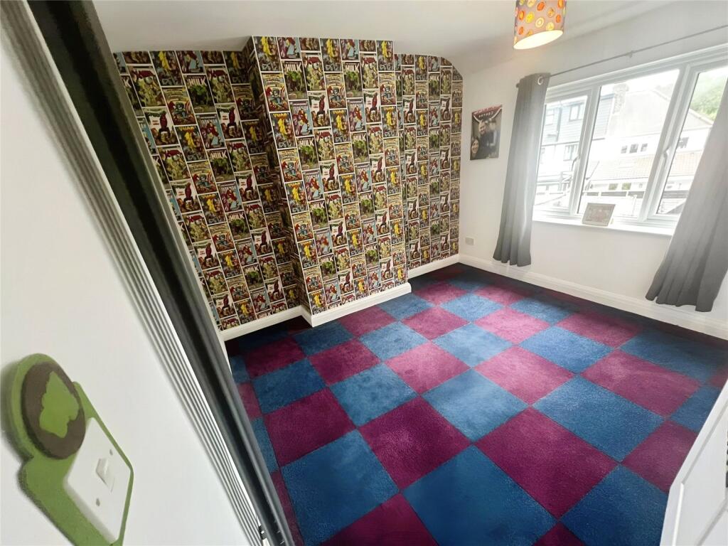 Bedroom 1 (Rear)