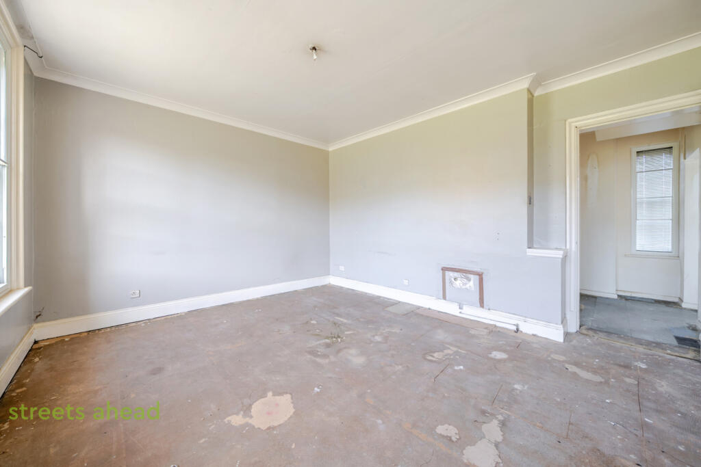 a4c453c2-2701-408...