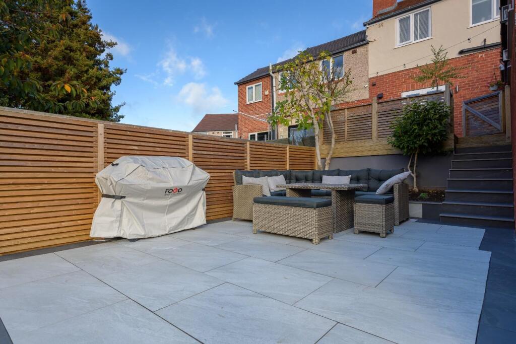 150LyminsterRoad(Exterior)-11.jpg