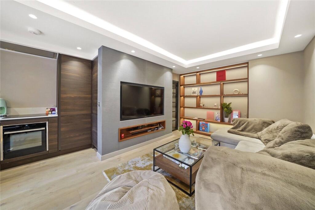 Park Crescent, Marylebone, London, W1B