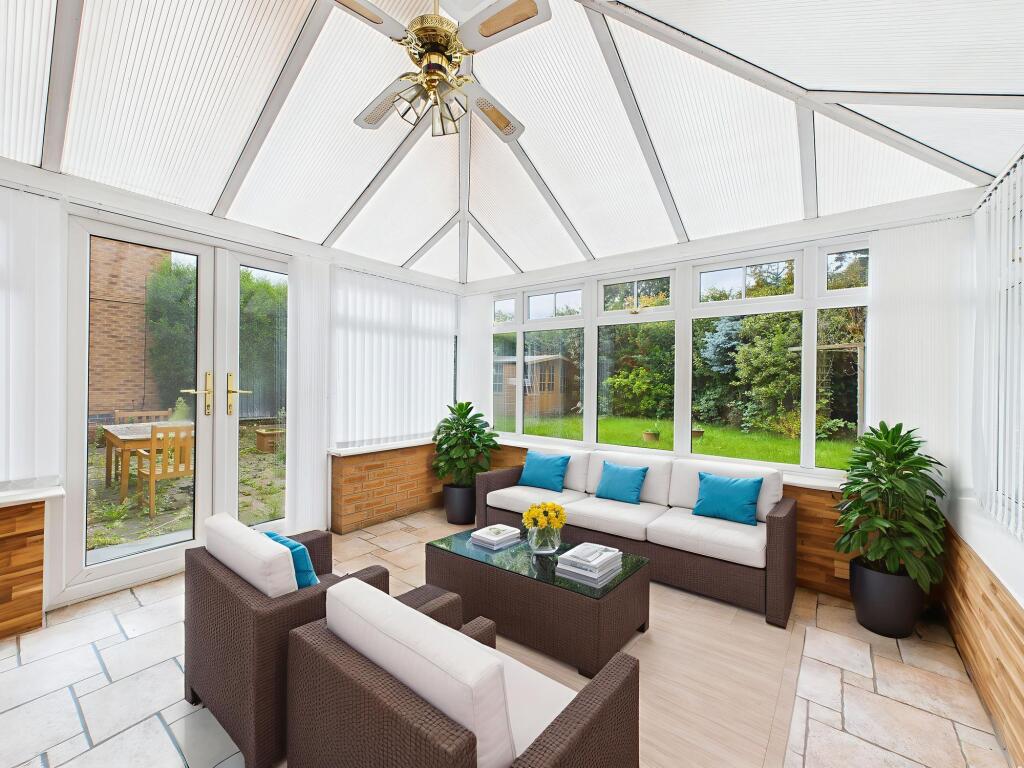 Conservatory (Virtually Furnished)