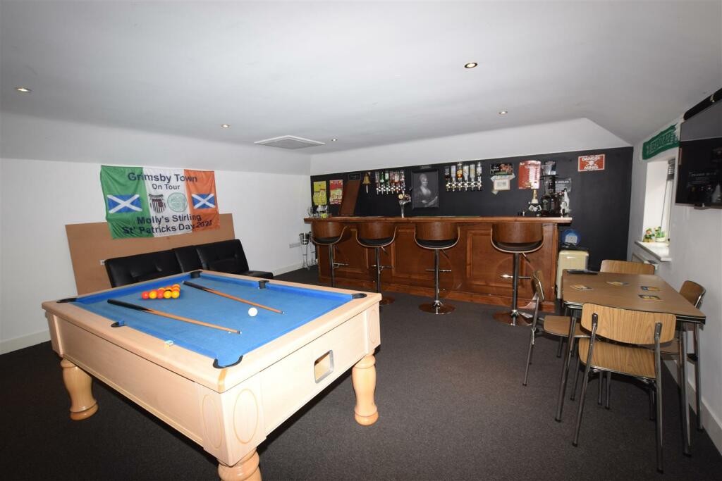 FIRST FLOOR AREA