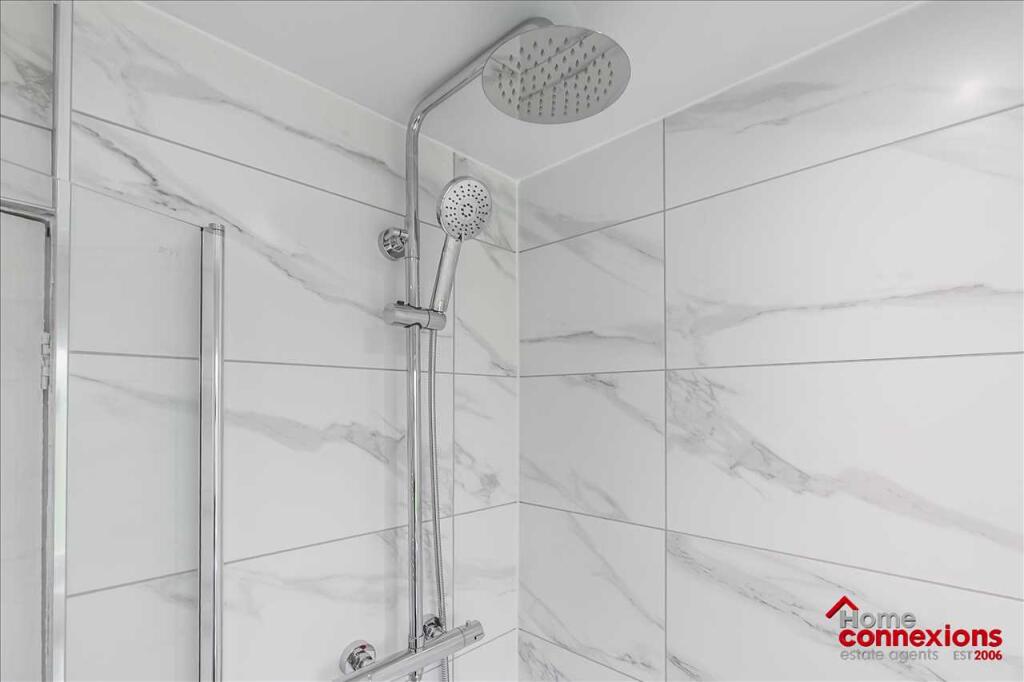 Bathroom (3)