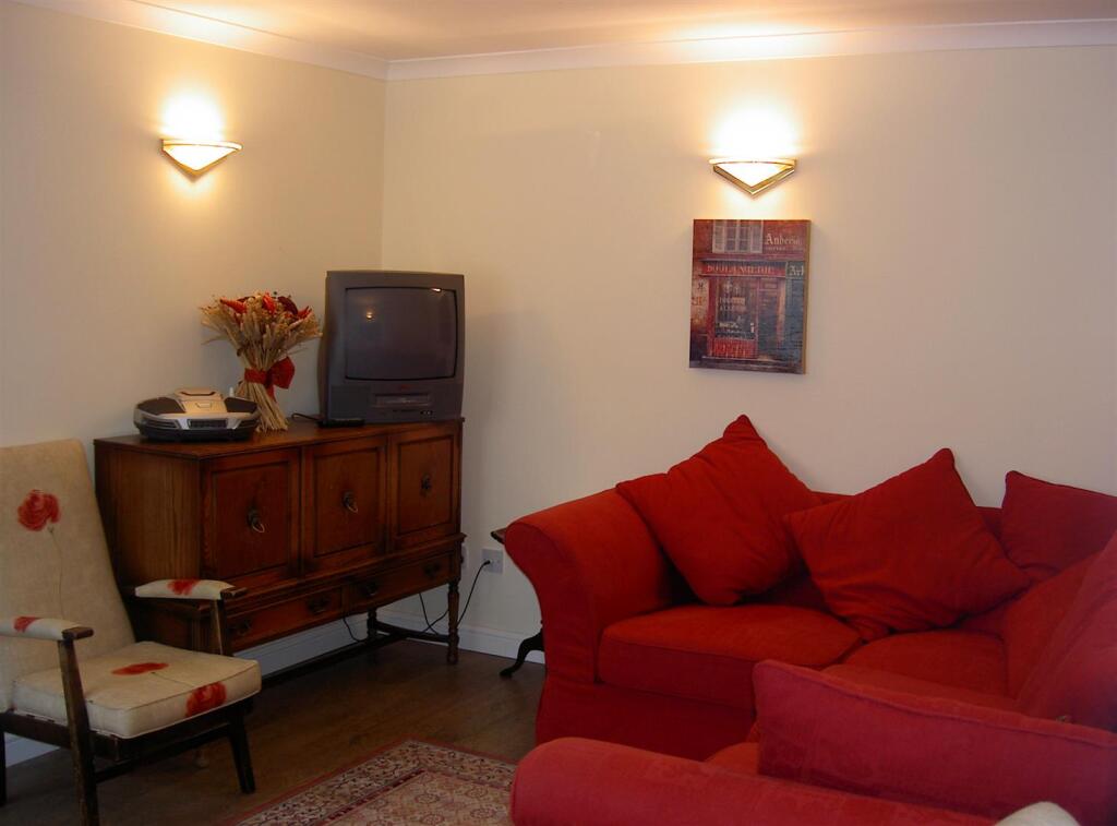 Silk Cottage 019.jpg