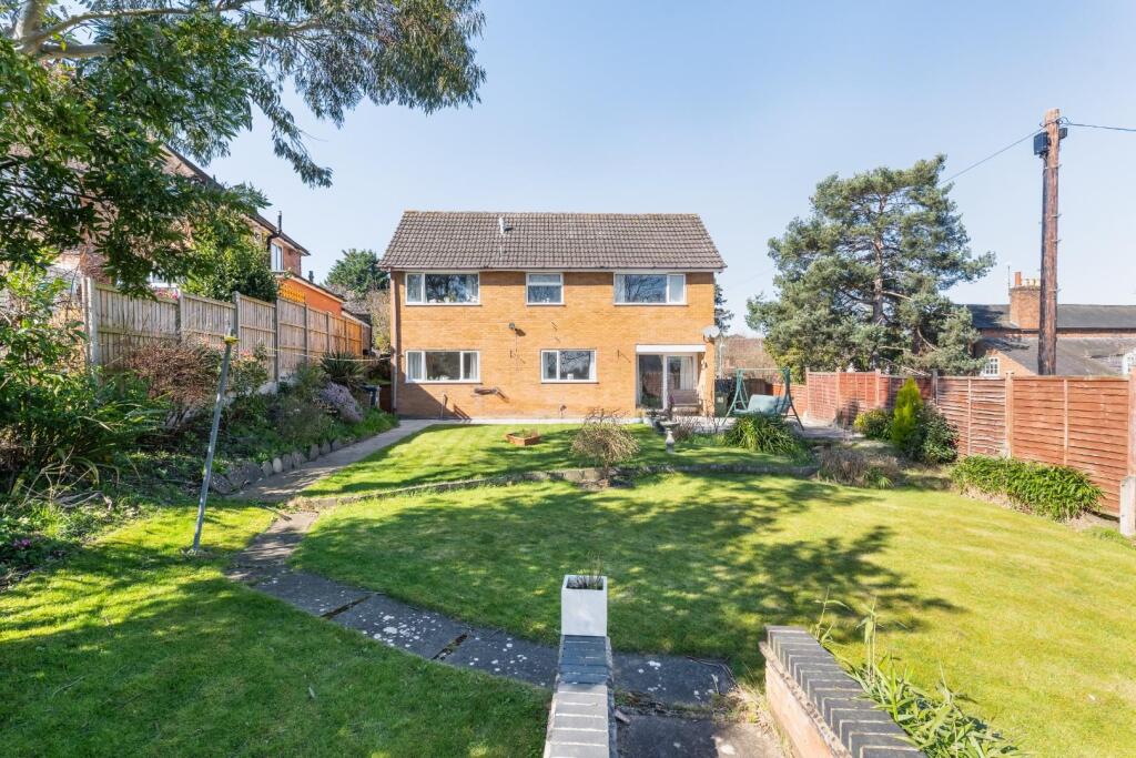 SIDE AND REAR GARDEN